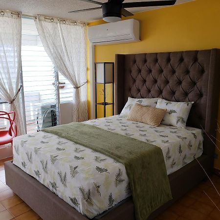 Gorgeous Beach Front Studio With Electricity Water Ac Luquillo Exterior photo