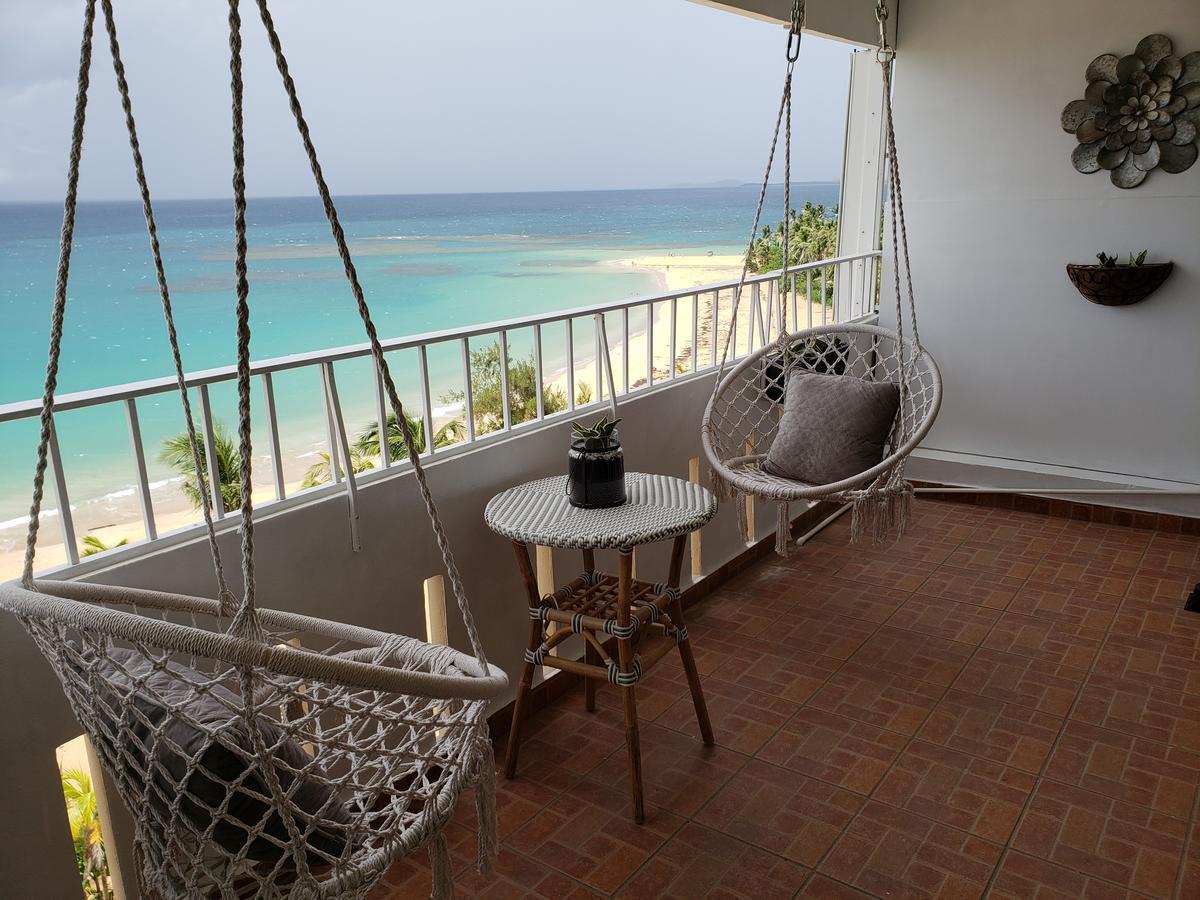 Gorgeous Beach Front Studio With Electricity Water Ac Luquillo Exterior photo